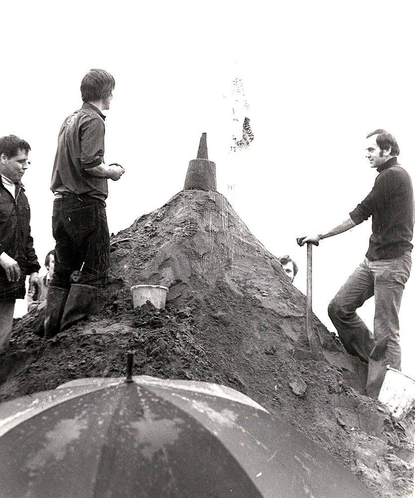 1188’s Record-breaking Sandcastle 1976